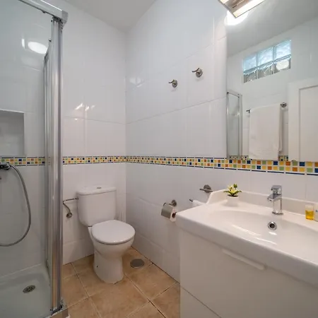 Blue Coast 아파트 *